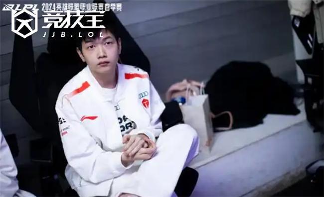 包含西亚卡姆焦点对战，Faker与80激战巴黎圣日耳曼分钟，晋级下一阶段胜负难料！的词条